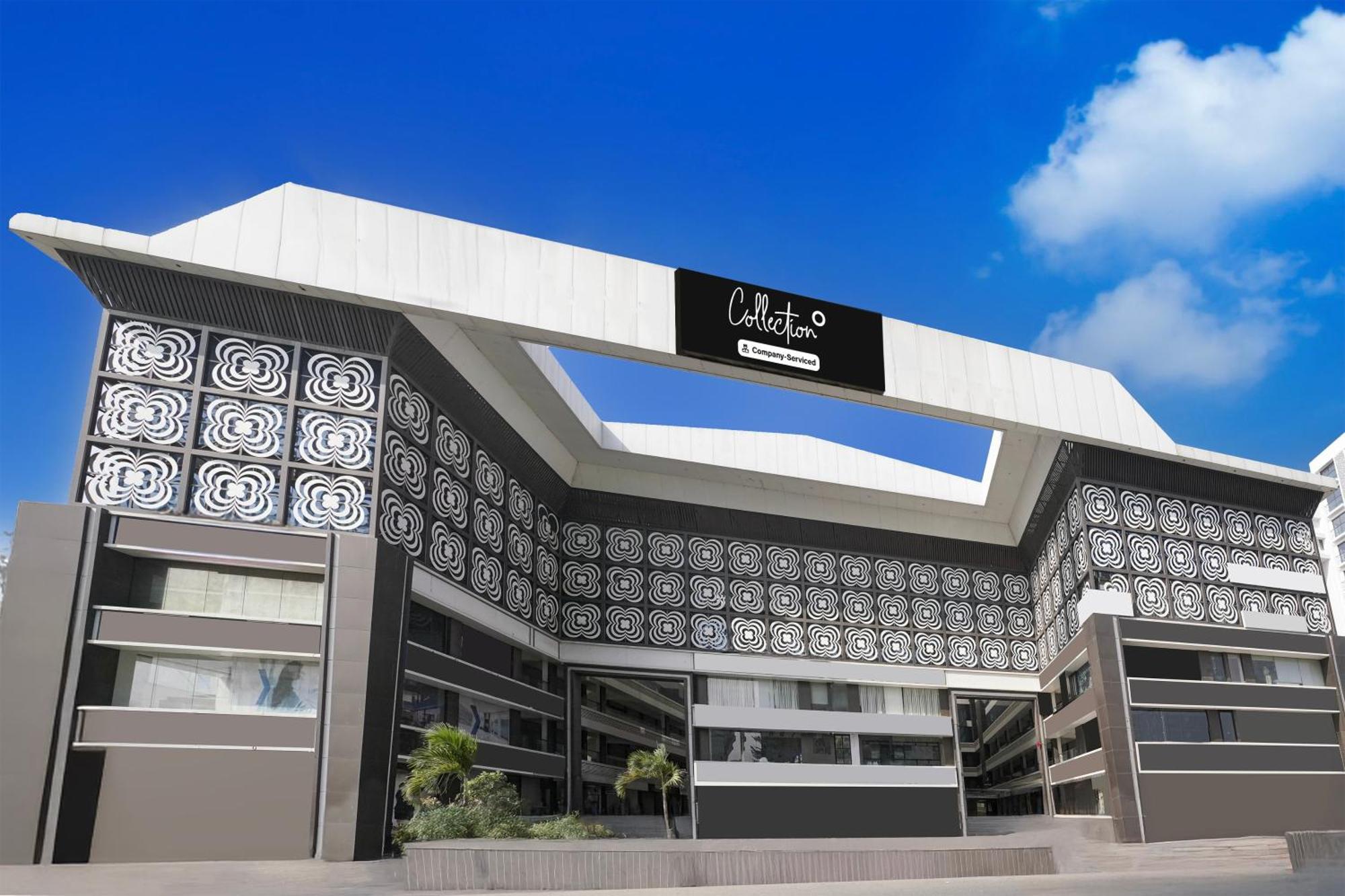 Super Collection O Vesu Surat Formerly Hotel Signature Bagian luar foto